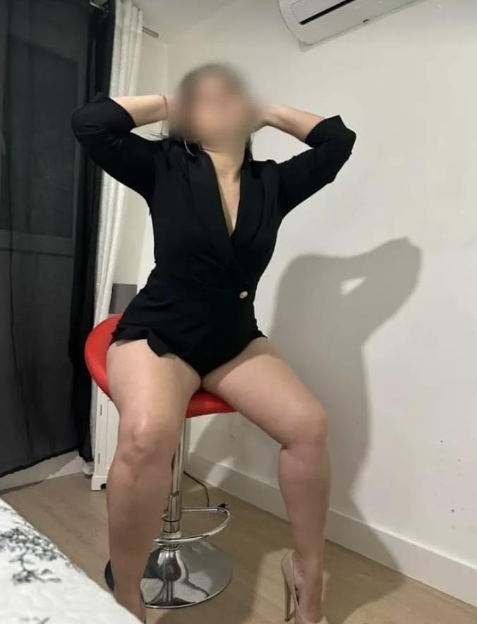 Chica busca chico en Sevilla: 