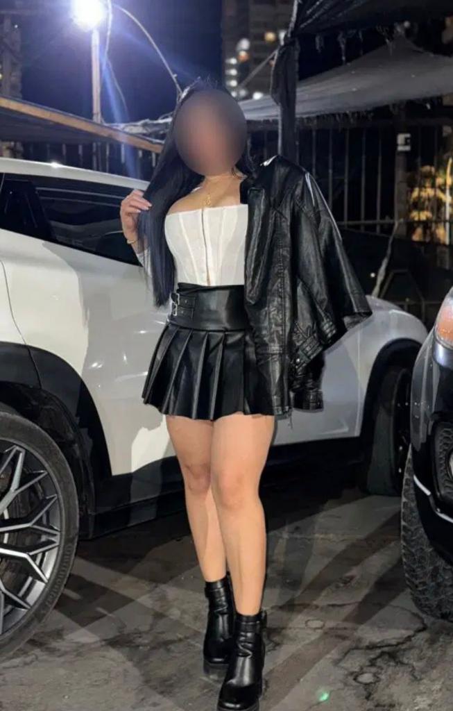 631719023: Chica busca chico en Murcia