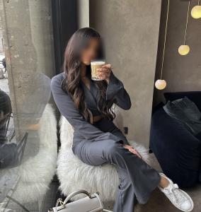 645798097: Chica busca chico en Castellón