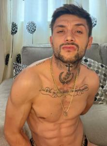 Chico busca chica en Mallorca: 