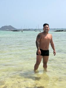 643564317: Chico busca chica en Madrid