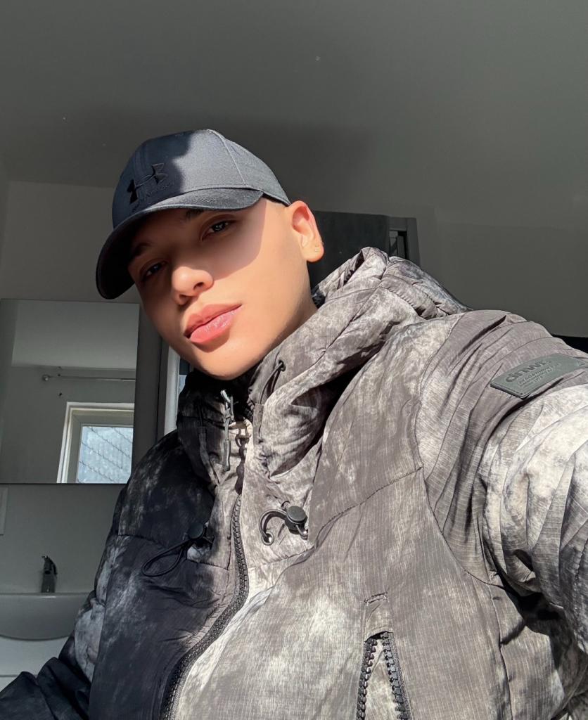 603340436: Chico busca chica en Mallorca