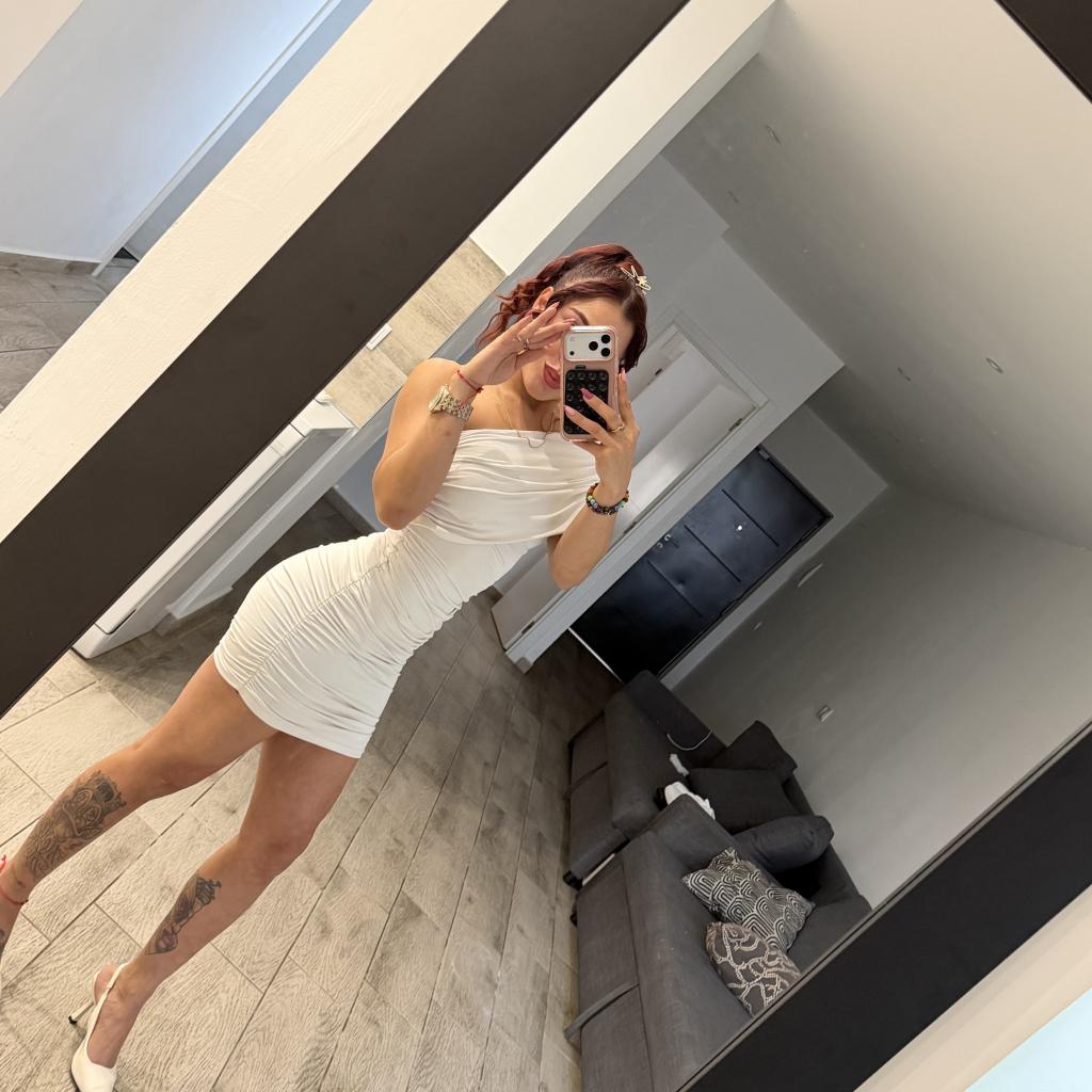 678968608: Chica busca chico en Alicante