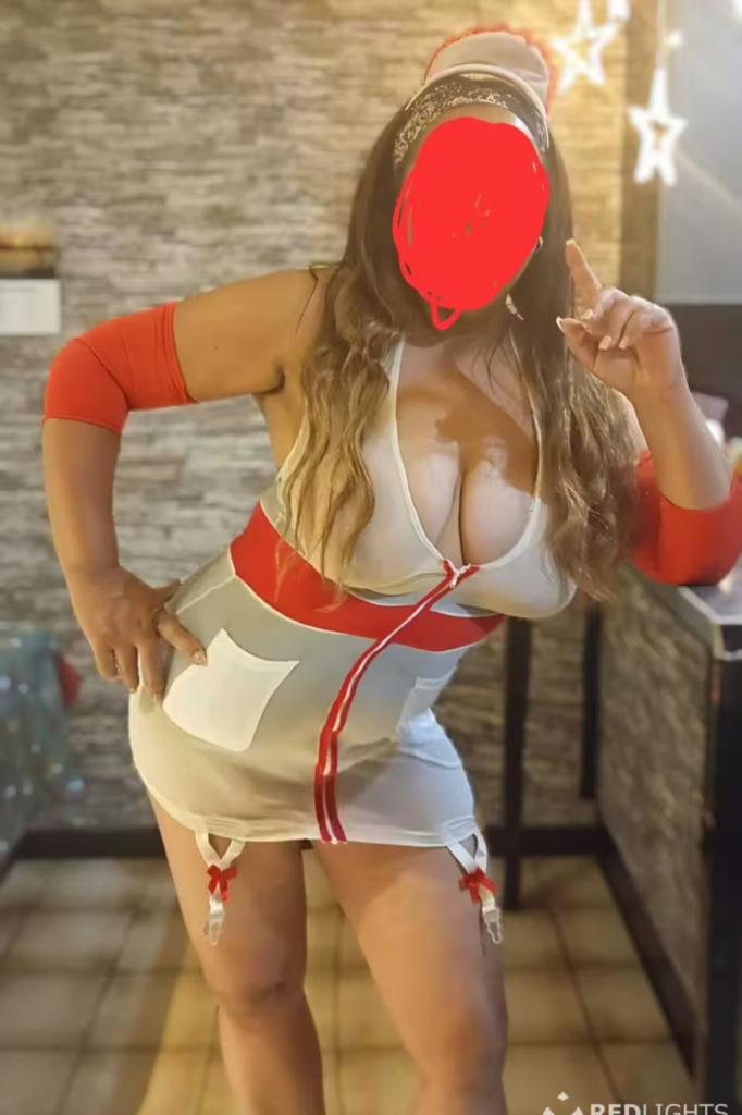 Chica busca chico en Tenerife: 