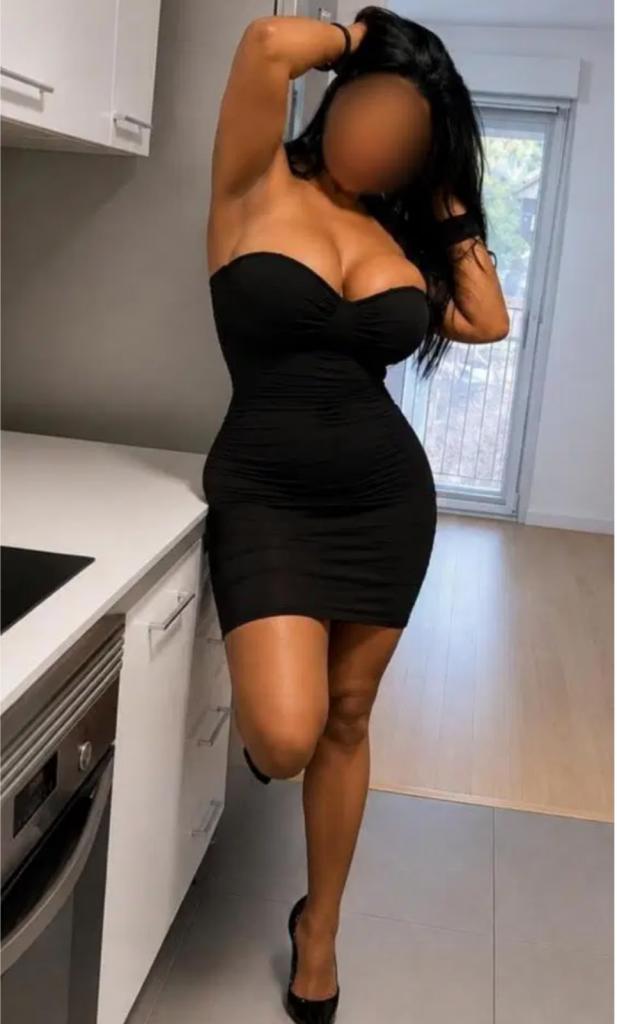 610657727: Chica busca chico en Almería