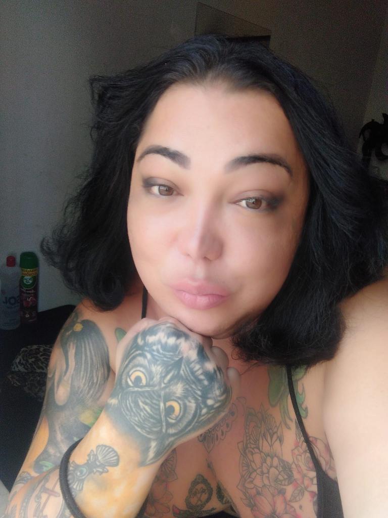 664689098: Travesti en Lugo