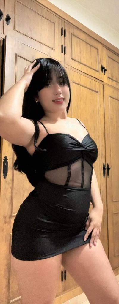 Chica busca chico en Cádiz: 