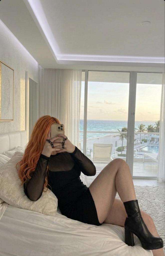 632908754: Chica busca chico en Pontevedra