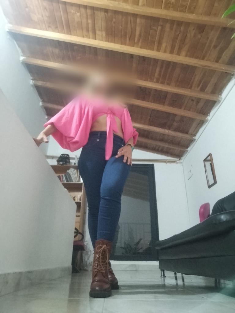Chica busca chico en Huelva: 