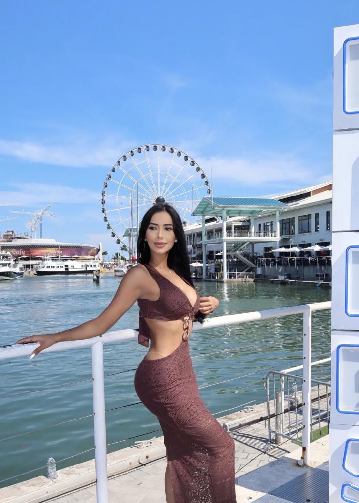 658236536: Chica busca chico en Barcelona