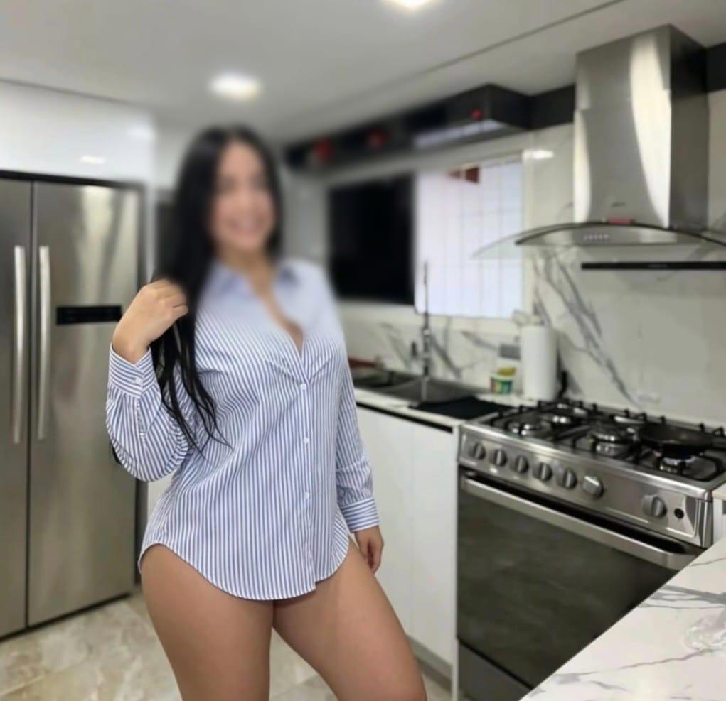 643562997: Chica busca chico en Cáceres