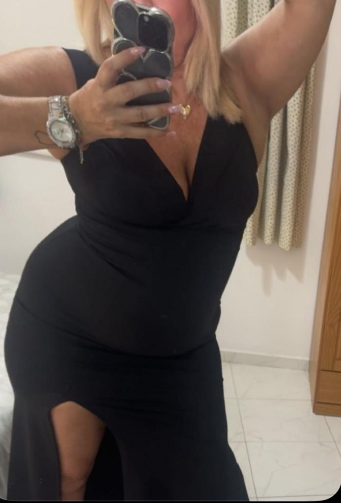 Chica busca chico en Tenerife: 