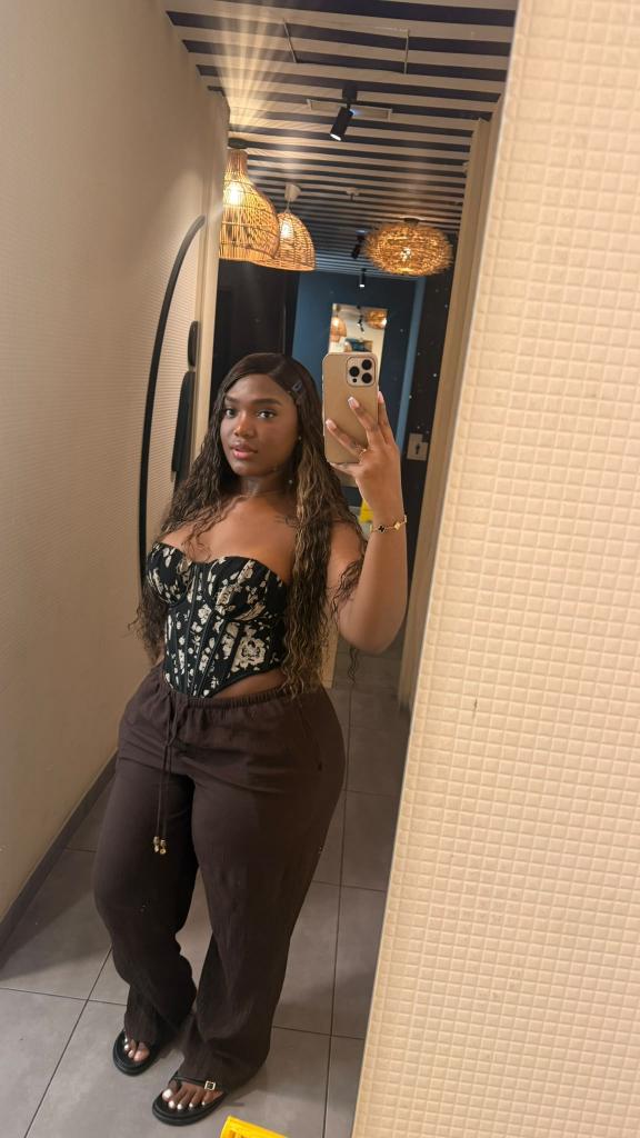 624384102: Chica busca chico en Alicante
