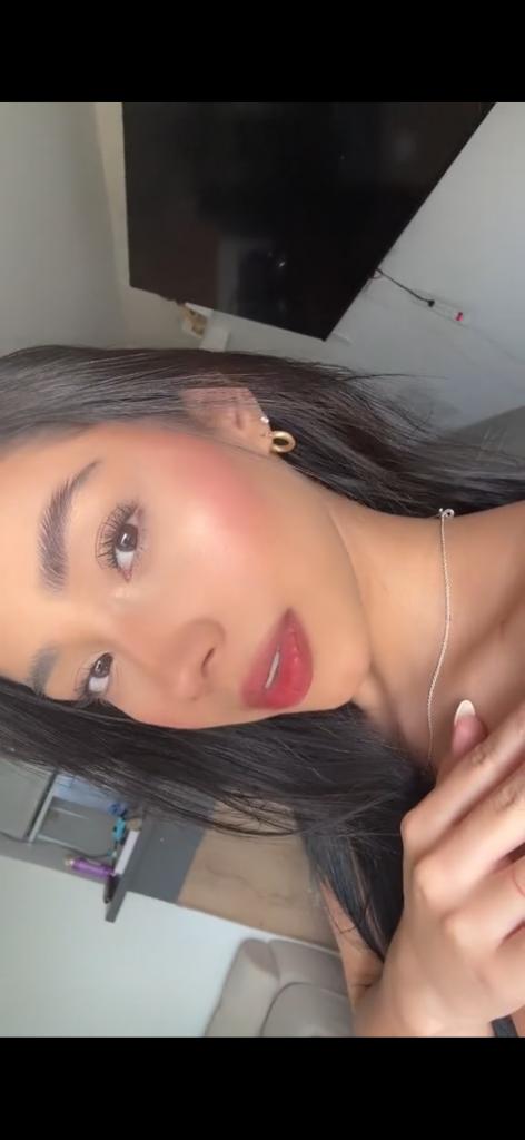 637682558: Chica busca chico en Lérida