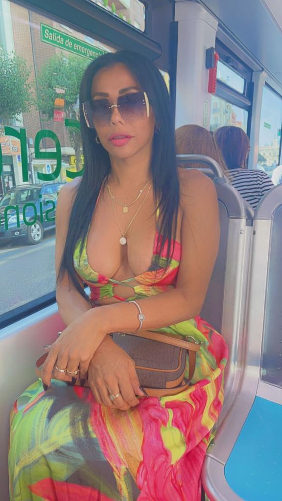 671523795: Travesti en León