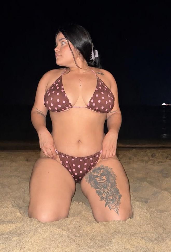 624536300: Chica busca chico en La Coruña