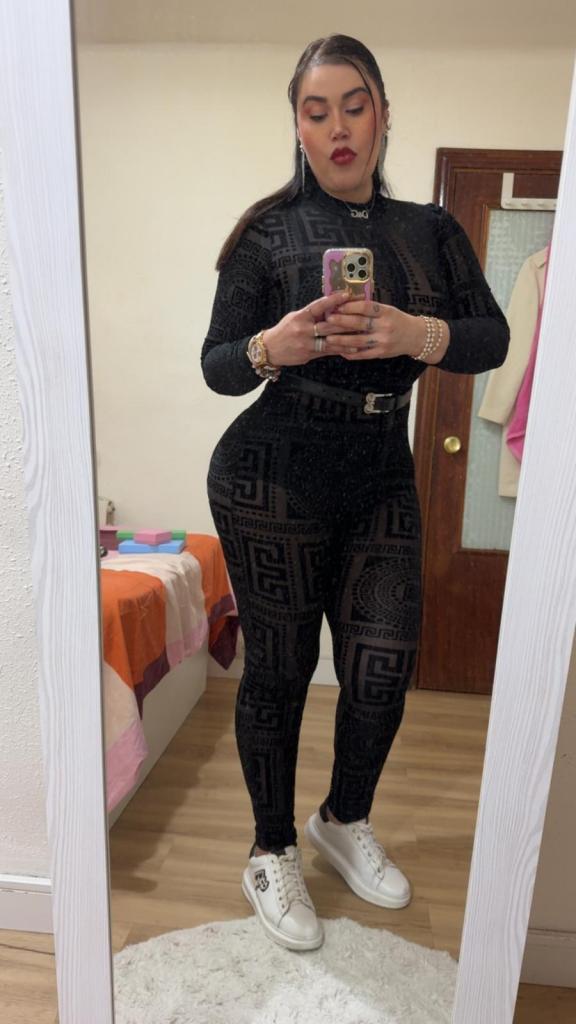 Chica busca chico en Granada: 