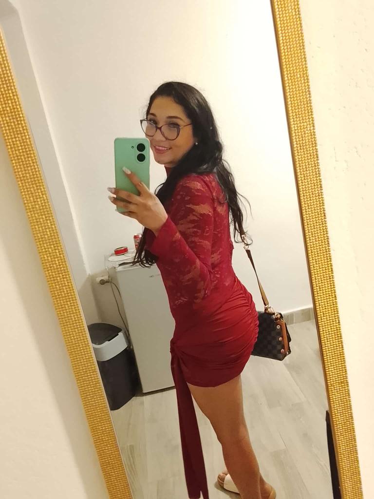 Chica busca chico en Murcia: 