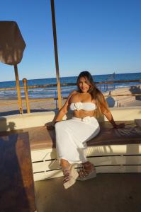 613906408: Chica busca chico en Valencia