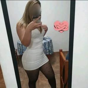 667639840: Chica busca chico en Navarra