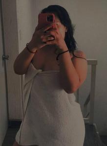 632851445: Chica busca chico en Navarra