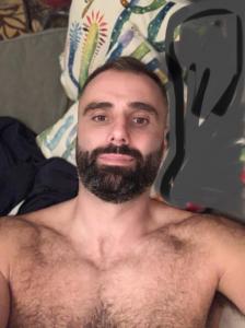 637894392: Chico busca chica en Madrid