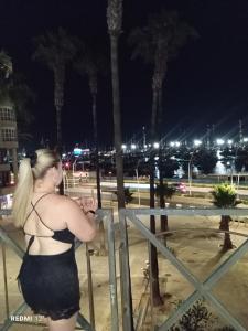 661369773: Chica busca chico en Mallorca