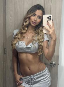 627292583: Chica busca chico en Barcelona