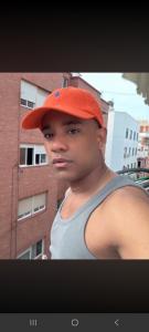 642437441: Chico busca chica en Murcia