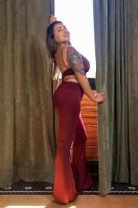 657464306: Chica busca chico en Sevilla