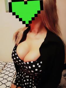602043245: Chica busca chico en Sevilla