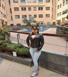 641378120: Chica busca chico en León