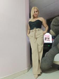 664339220: Chica busca chico en La Coruña