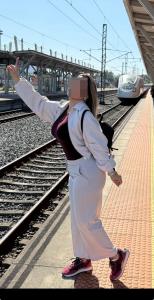 664337919: Chica busca chico en Pontevedra