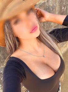 641698033: Chica busca chico en Madrid