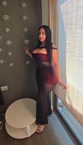 697695054: Chica busca chico en Barcelona