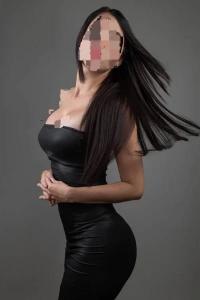 617903918: Chica busca chico en Barcelona