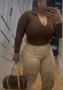 745013274: Chica busca chico en Tarragona