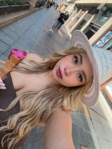 711524975: Chica busca chico en Huesca