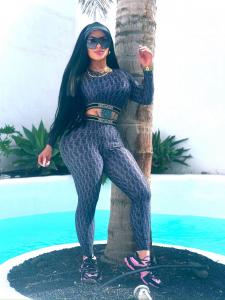675230493: Chica busca chico en León