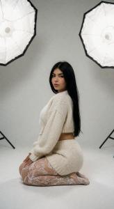 654490240: Chica busca chico en Madrid