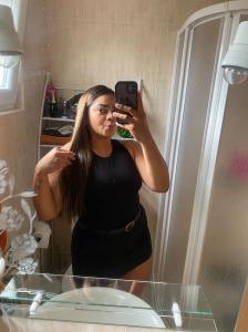 642276175: Chica busca chico en Sevilla
