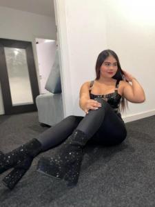 631143576: Chica busca chico en Almería