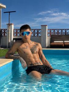 614836400: Chico busca chica en Zaragoza