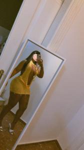 610107609: Chica busca chico en Sevilla