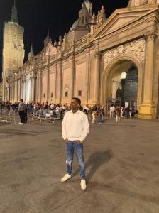 642437441: Chico busca chica en Murcia