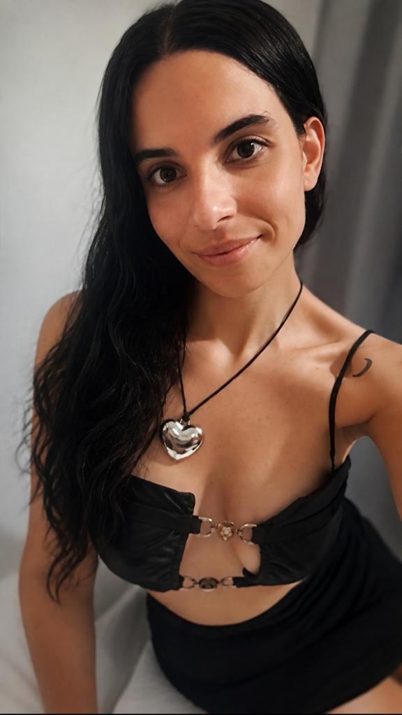 656718641: Chica busca chico en Asturias