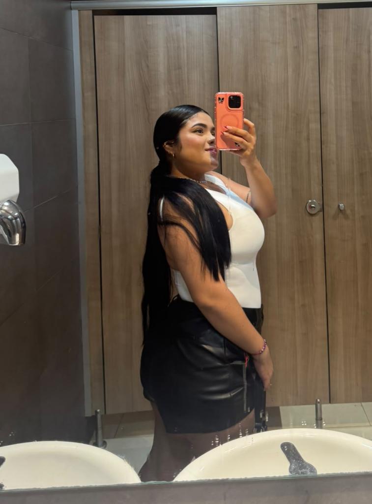 624536300: Chica busca chico en La Coruña