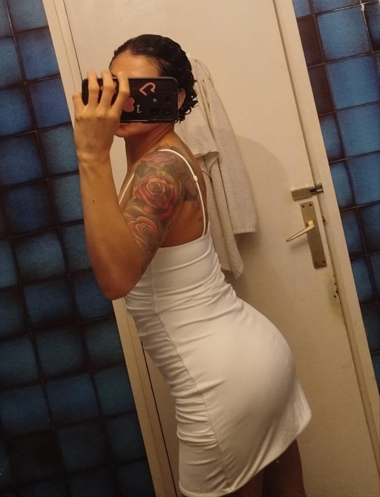 670657400: Chica busca chico en Barcelona