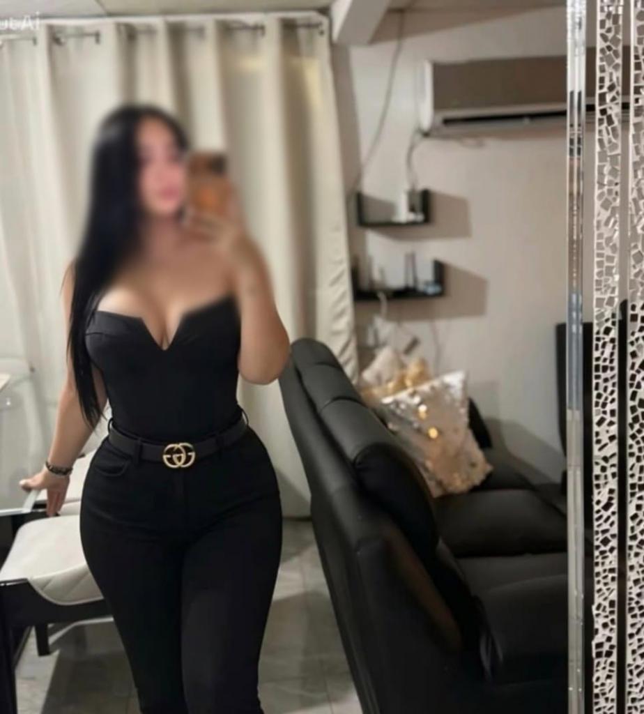 643562997: Chica busca chico en Cáceres
